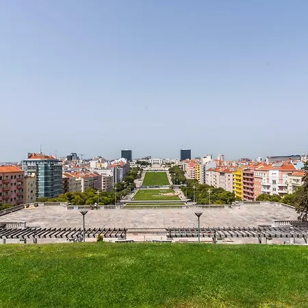 Barao, Alameda Duplex Entire Lisbon
